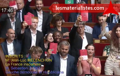 Députés de la "France Insoumise" brandissant le Code du Travail à la suite de l'intervention de Jean-Luc Mélenchon (04/07/2017)