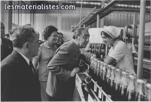 Visite de Brejnev à l'usine Pepsi-Cola en URSS