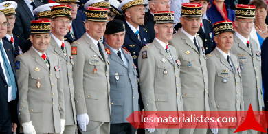Pierre de Villiers entouré de l'état-major des Armées le 14 juillet 2017